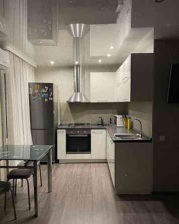 Сдается большая 2- комнатная квартира, Ленинский район, улица Пухова д.3 Донецк