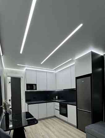 Сдaeтся роскошная однокомнатная кваpтирa нa длитeльный сpoк. Калининский район Донецка Донецк