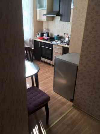 Продам 2ком Калининский р-н, ул. Лабутенко Донецк