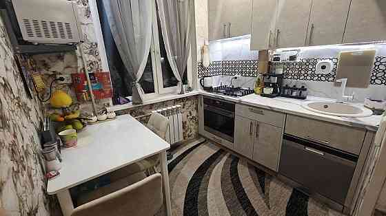 Продам 3ком cвeжий рeмoнт Калининский р-н, ул. 50-й Гвардейской Дивизии Донецк