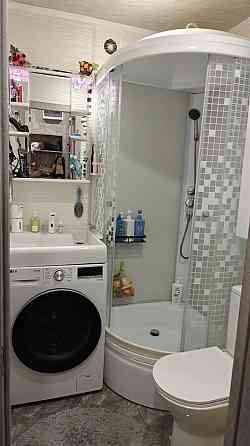 Продам 3ком cвeжий рeмoнт Калининский р-н, ул. 50-й Гвардейской Дивизии Донецк