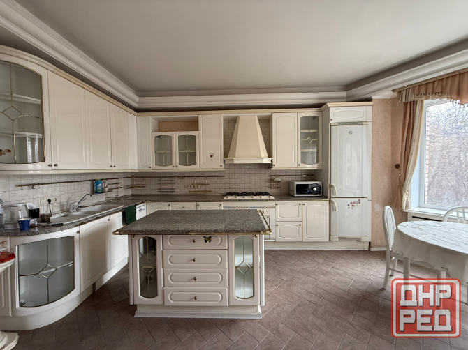 Продажа просторной 3х комнатной квартиры в центре города Донецк - изображение 3