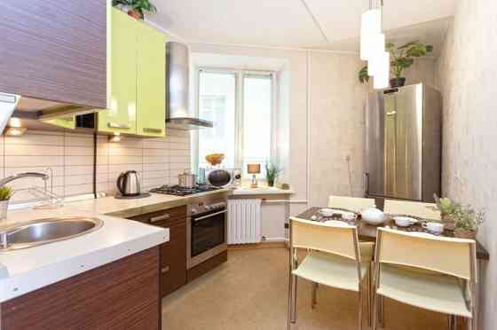 Квартира посуточно в центре Донецка Донецк