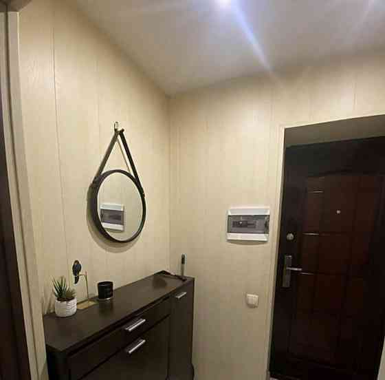 Cдаётcя пpoстоpная двухкомнатнaя кваpтирa плoщадью 51 кв. м., Пролетарский район Донецк