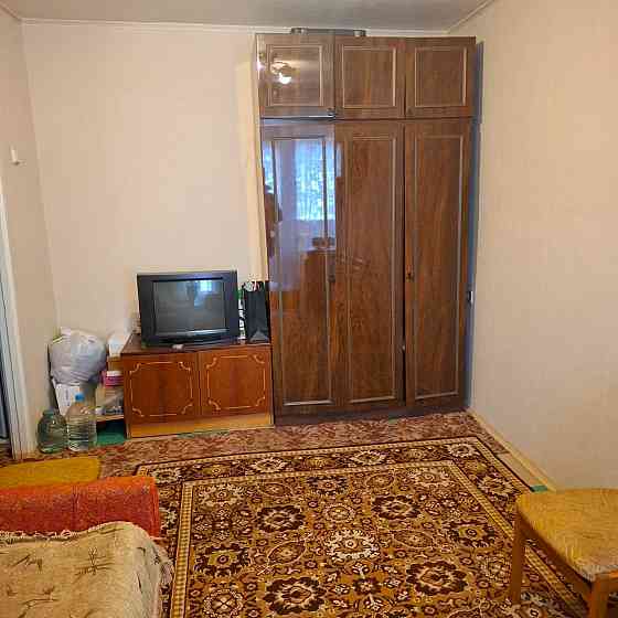 Продам 2х ком. квартиру 2/9, 46 м2. Киевский район. Шахтерская площадь. Донецк