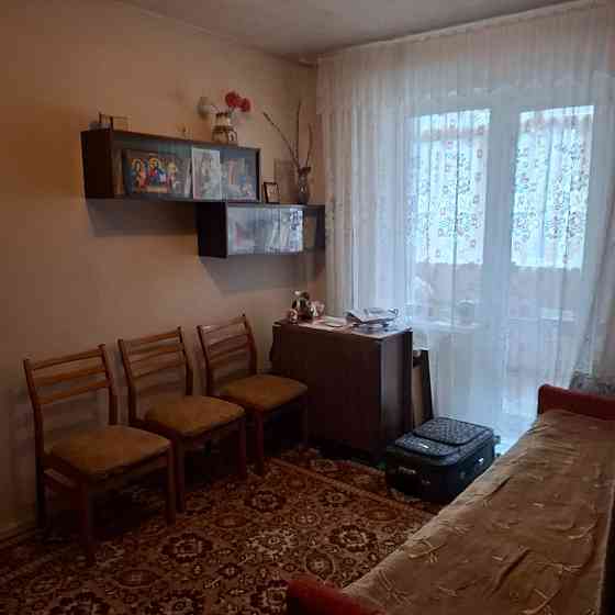 Продам 2х ком. квартиру 2/9, 46 м2. Киевский район. Шахтерская площадь. Донецк