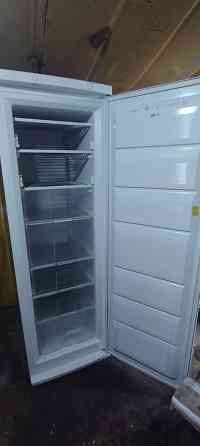 Рабочая большая морозильная камера Донецк