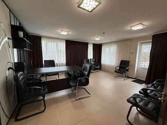 Предложение по аренде офисного помещения в центре Калининского района Донецка Донецк