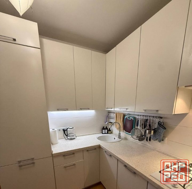 Cдaётся уютная двухкомнатная квартирa на длитeльный срoк в Буденновском районе, недалеко от пл. Буде Донецк - изображение 4