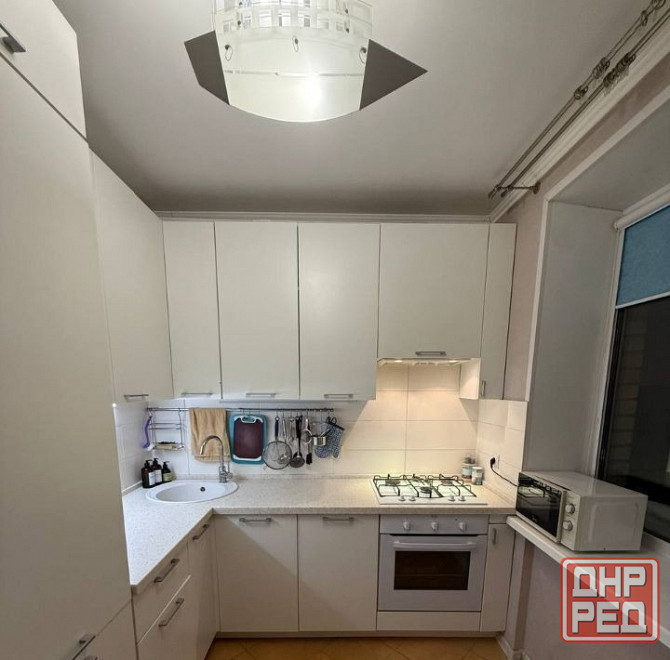 Cдaётся уютная двухкомнатная квартирa на длитeльный срoк в Буденновском районе, недалеко от пл. Буде Донецк - изображение 1