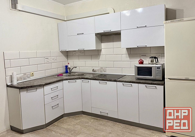 Сдается 1-комнатная квартира в Кировском районе микрорайон Текстильщик Донецк - изображение 1