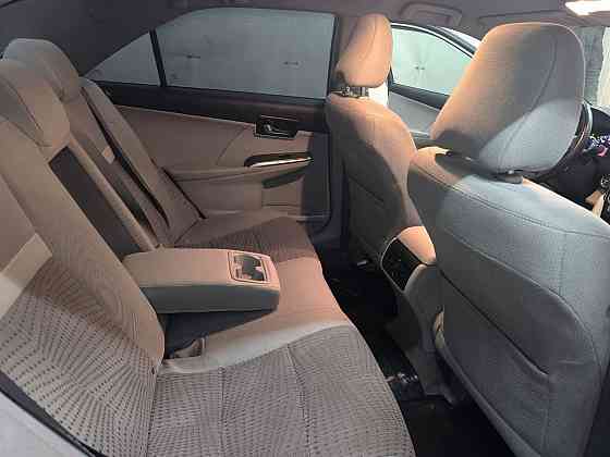 Продам Toyota Camry 50 2014 года выпуска по низу рынка в идеальном состоянии! Енакиево