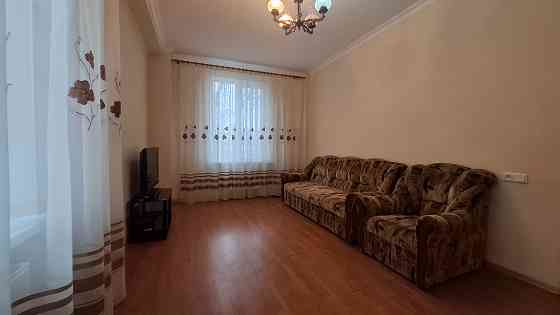 Продам 3-х комантную квартиру Ясиноватая