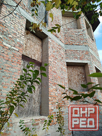 Дом 400 м² (коробка) + участок 9 соток | коммуникации Донецк - изображение 4