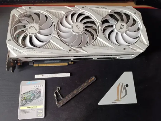 Видеокарта Nvidia RTX 3080 10Gb Asus Rog Strix White Горловка