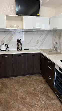 Сдам комфортную 2 к квартиру в Центре, ор. "Дом с часами"! Мариуполь