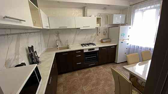 Сдам комфортную 2 к квартиру в Центре, ор. "Дом с часами"! Мариуполь