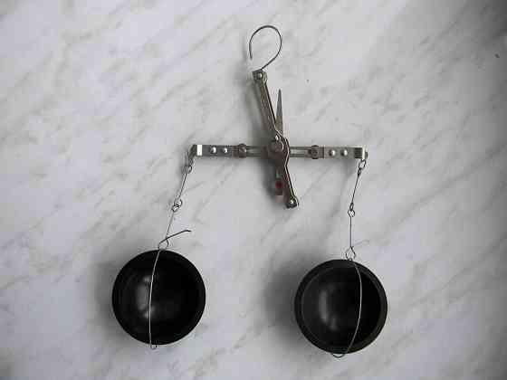 Весы аптечные, лабораторные Макеевка