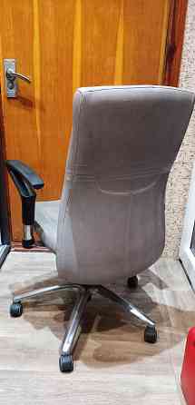 кресло, экокожа серого цвета Донецк