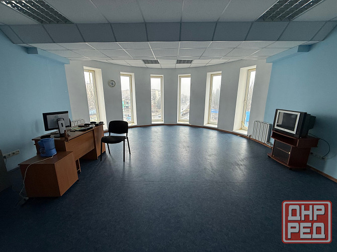 Предлагается к продаже отличное офисно-торговое помещение площадью 2900 м² Донецк - изображение 7