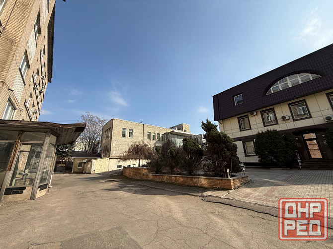 Продаётся отдельно стоящее здание коммерческой недвижимости 700 кв. м. Донецк - изображение 2