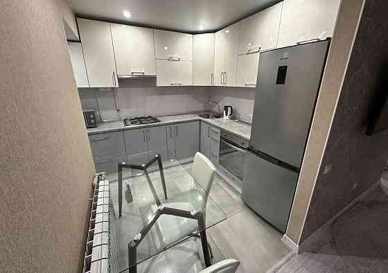 сдача квартиры, находится в Калининском районе по адресу: ул. Марии Ульяновой Донецк