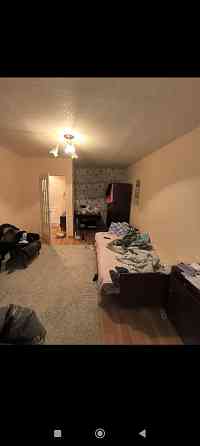 продам 1 к.кв. киевский р. гладковка северская 2500 мил .р.. Донецк