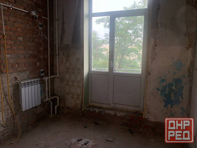 Продаётся 2 к крупногабаритная квартира сталинка на площади Победы в Левобережном районе. Мариуполь - изображение 7