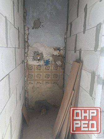 Продаётся 2 к крупногабаритная квартира сталинка на площади Победы в Левобережном районе. Мариуполь - изображение 4