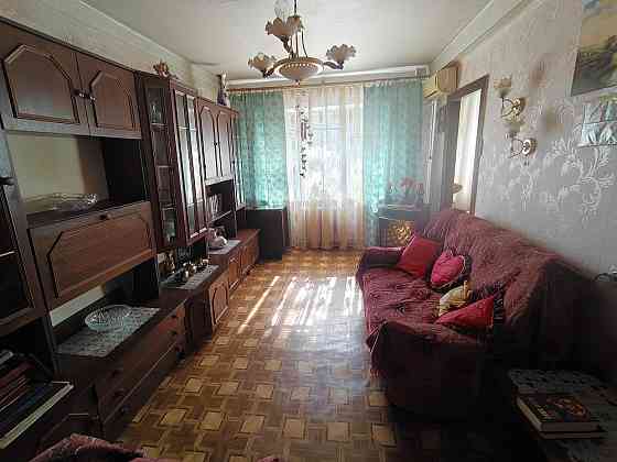 Продам 2-комнатную квартиру 38 м², кирпичный дом, 3/4 этаж Донецк