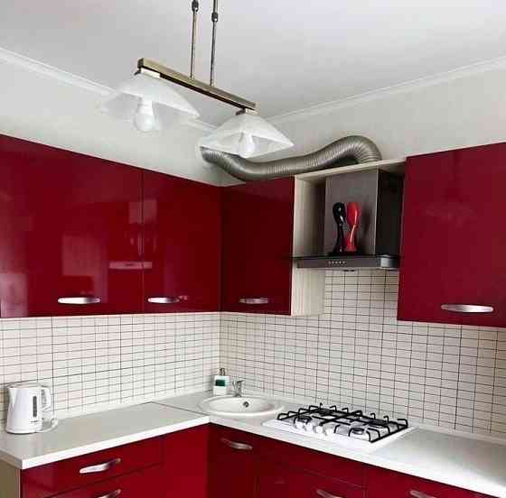 Уютная двухкомнатная квартира 54 квм. с хорошим ремонтом в мк-ре Цветочный Донецк