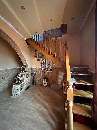 Дом 350 м² с бассейном и сауной, ул. Фрунзе Донецк