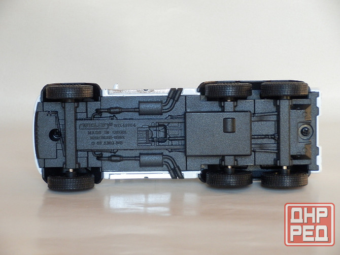 Mercedes Benz G63 AMG 6x6 - Welly- 1/43 Донецк - изображение 8