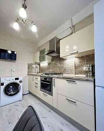 Сдаю однокомнатную квартиру 33.0 м² этаж 2/5 город Донецк, Ворошиловский район, проспект Ильича, Бру Донецк