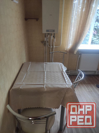 Сдам 1ком Текстильщик с ремонтом ул Ревякина,вода холодная и горячая с колонкой,все есть Донецк - изображение 2