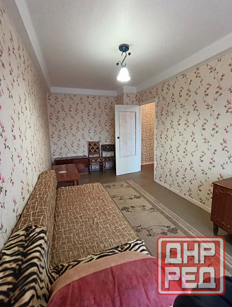 возле 114 школы на Тихом.. недорого трехкомнатная Донецк - изображение 1