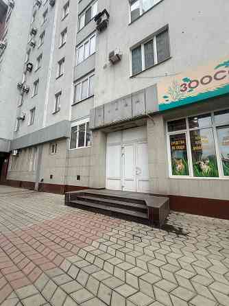 Продается коммерческое помещение в центре Донецка! ул. 25 -лет Ркка пересечение Ул.Челюскинцев Донецк