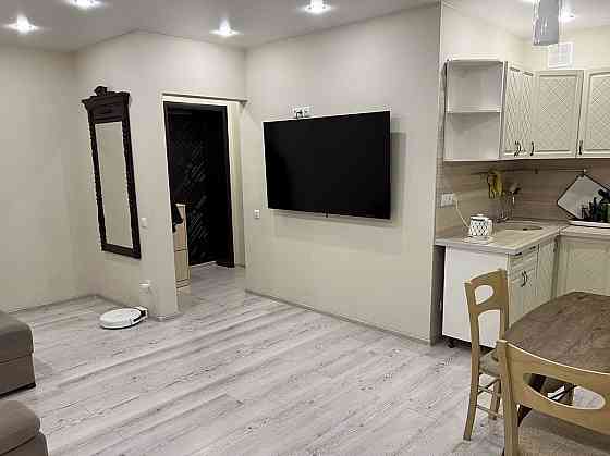 2ком квартира на донбасс арене, Киевский район г Донецк Донецк