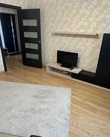 1ком Ворошиловский район, розы люксембург 15 Донецк