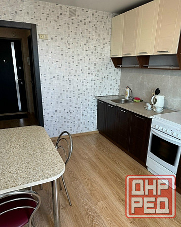 1ком Ворошиловский район, розы люксембург 15 Донецк - изображение 1