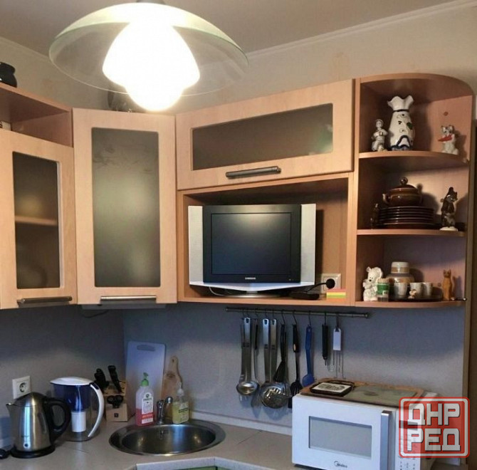 Сдам просторную двухкомнатную квартиру 50кв.м в Пролетарском районе Донецка Донецк - изображение 1