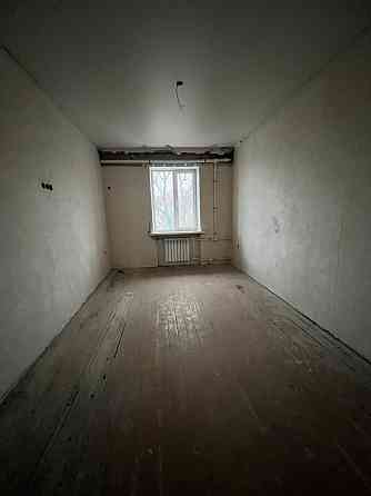 Продается трехкомнатная квартира в Приморском районе Мариуполь