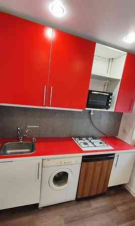 Сдам трехкомнатную квартиру в Калининском районе Донецка Донецк