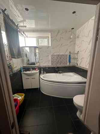 Продаю 3-х комнатную квартиру в Кировском районе Донецк