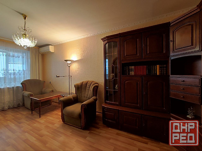 Продам 2-х ком. квартиру и капитальный гараж . Ленинский пр. Обжора. Донецк - изображение 1