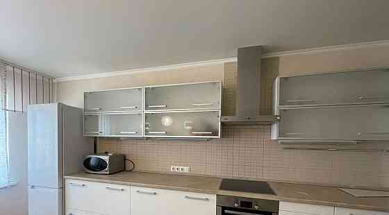 Сдается двухкомнатная квартира в Ленинском районе, микрорайон Звездный. Донецк