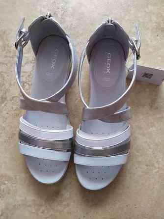Женские сандалии Geox. Донецк