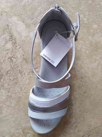 Женские сандалии Geox. Донецк