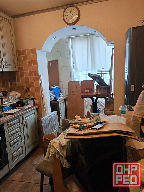 Продаю 1-комнатную квартиру в Кировском районе, Солнечный Донецк - изображение 1