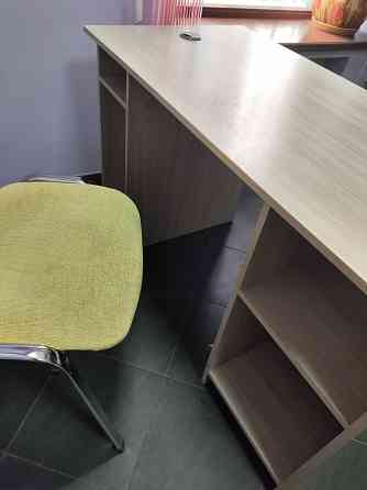 Продам столы компьютерные Донецк